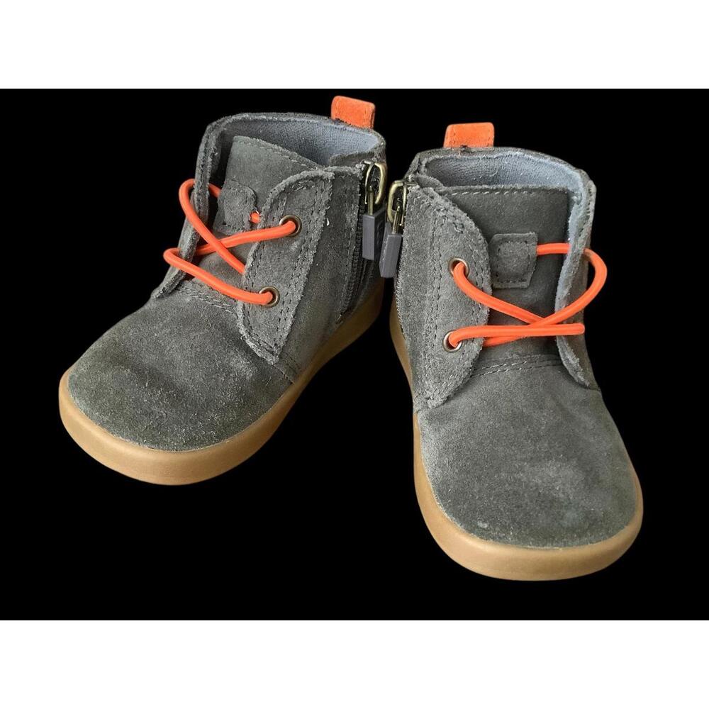 UGG Kids' Gray Suede Ankle Boots with Zipper - Size 4/5 SH20